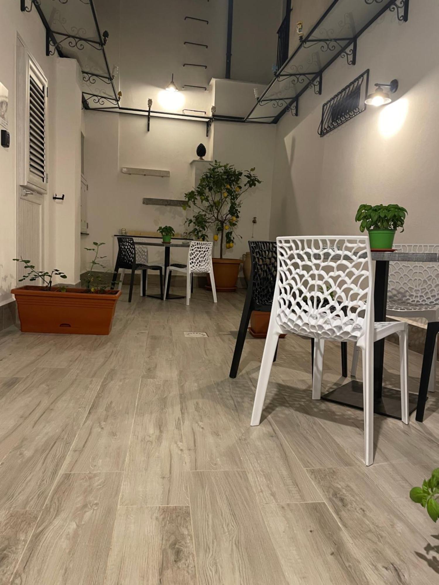 Casa Vacanze Donna Mariacarme' Palermo Kültér fotó